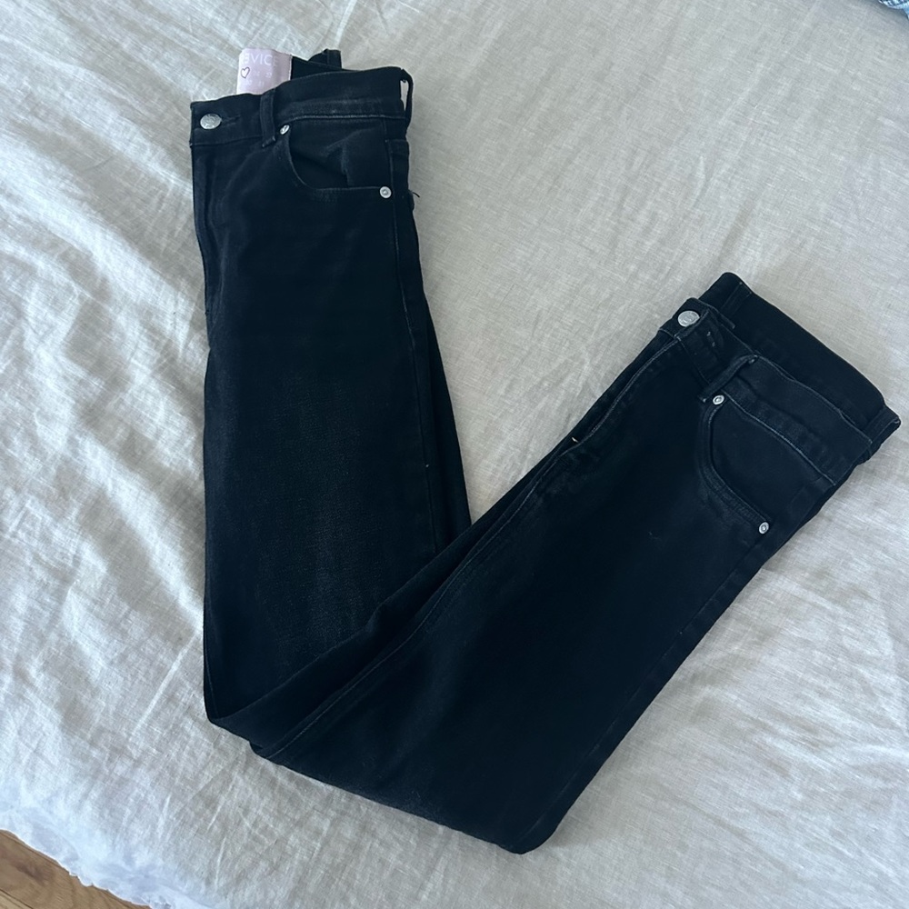 Revice black jeans w/ bootcut design